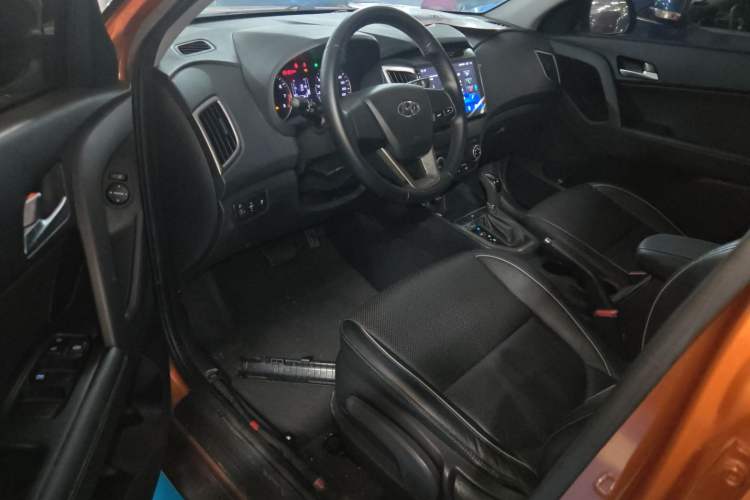 Used Hyundai ix25 2015 1.6L Automatic Two-Wheel Drive Smart GLS Trim
