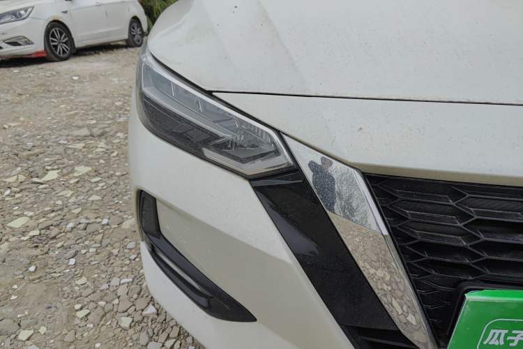 Used Nissan Sylphy 2021 1.6L XL CVT Enjoyment Edition Right Front Headlight