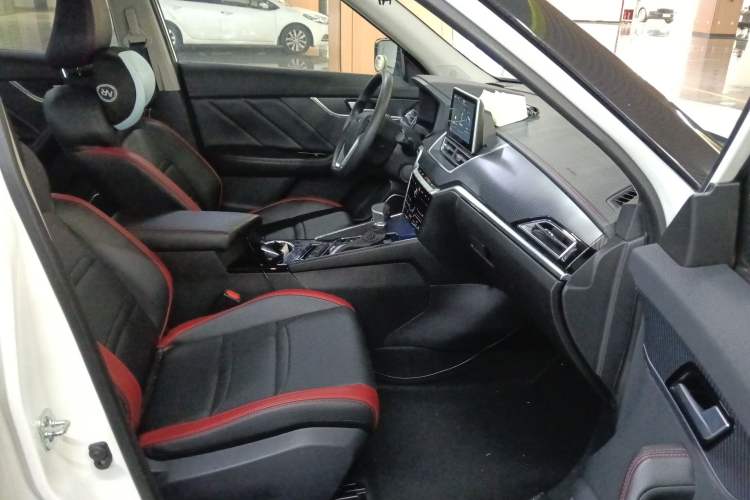 Used Venucia T60 2020 1.6L CVT Smart Drive Version China V Standard