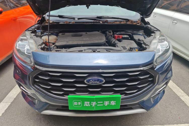 Used Ford Escape 2020 EcoBoost 245 Four-Wheel Drive Titanium Edition
