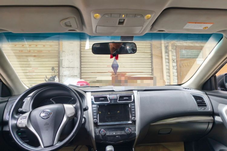 Used Nissan Teana 2013 2.0L XL Comfort Edition Headliner