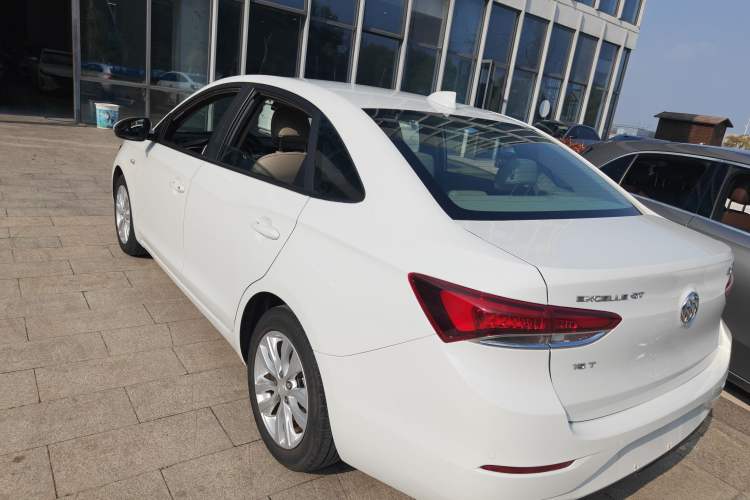 Used Buick GT 2019 15T Dual-Clutch Connected Elite Model China VI