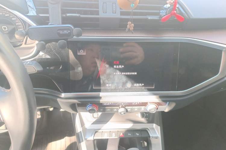 Used Audi Q3 2022 35 TFSI Fashionable and Elegant Model
