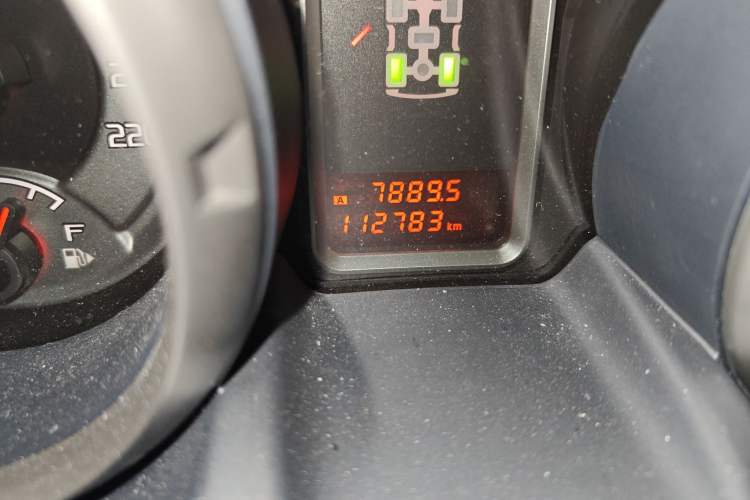 Used Mitsubishi Pajero 2015 3.0L Automatic Luxury Version China IV Standard