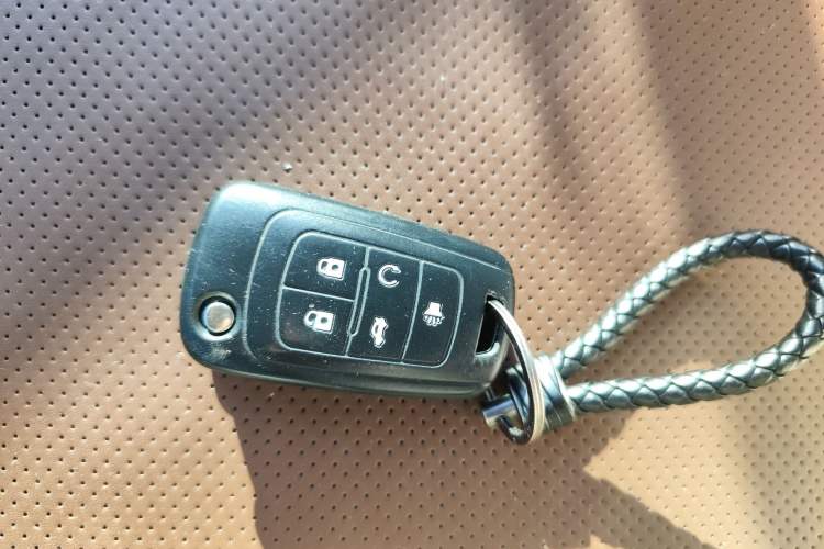 Used Buick GL8 2018 28T Luxury Model China VI Standard