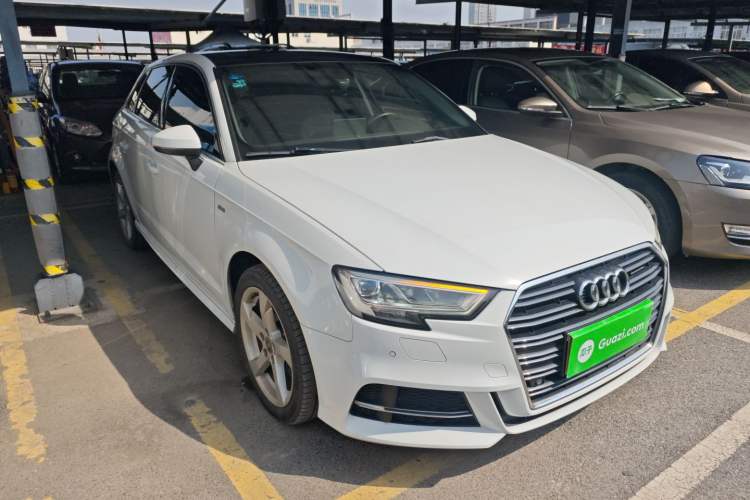 Used Audi A3 2019 Sportback 35 TFSI Fashion Edition China V
