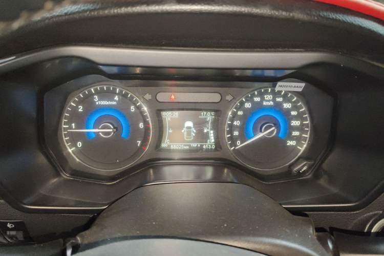 Used Dongfeng Fengon 580 2016 1.5T Manual Comfort Model Instrument Cluster