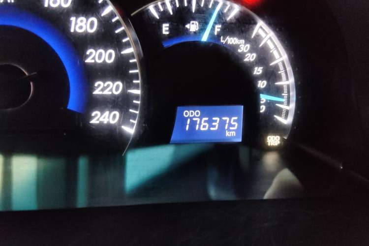 Used Toyota Camry 2015 2.0G Premier Edition
