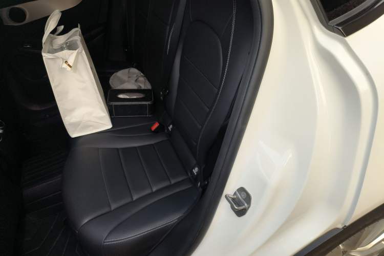 Used Mercedes-Benz GLC Coupe 2020 GLC 260 4MATIC Coupe SUV
