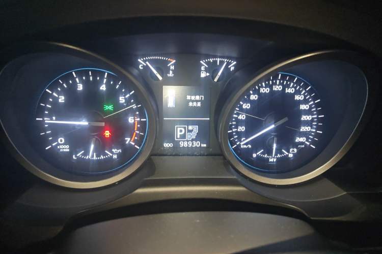 Used Toyota Land Cruiser 2012 4.6L Automatic VX-R Instrument Cluster