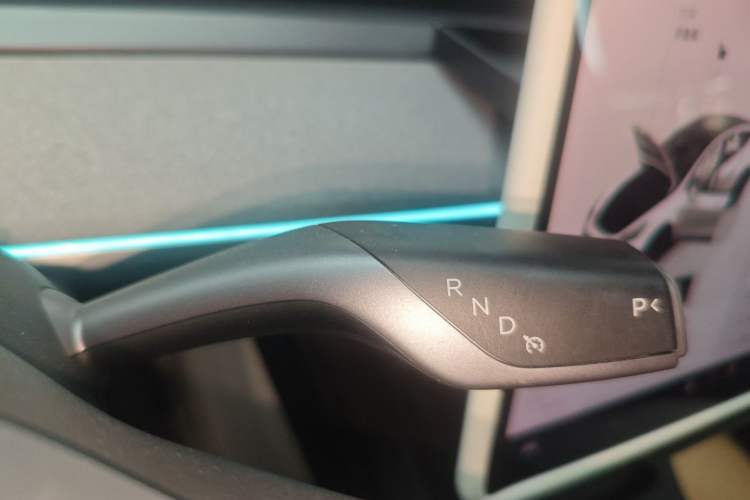 Used Tesla Model Y 2023 Long-Range All-Wheel-Drive Version Gear Lever