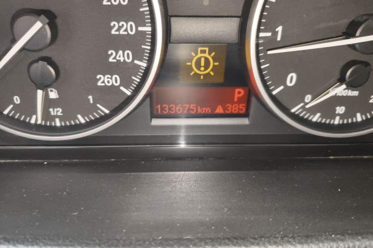 Used BMW 3 Series 2010 320i Luxury Model