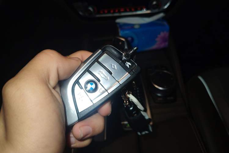 Used BMW 5 Series New Energy 2018 530Le Luxury Package Vehicle Key