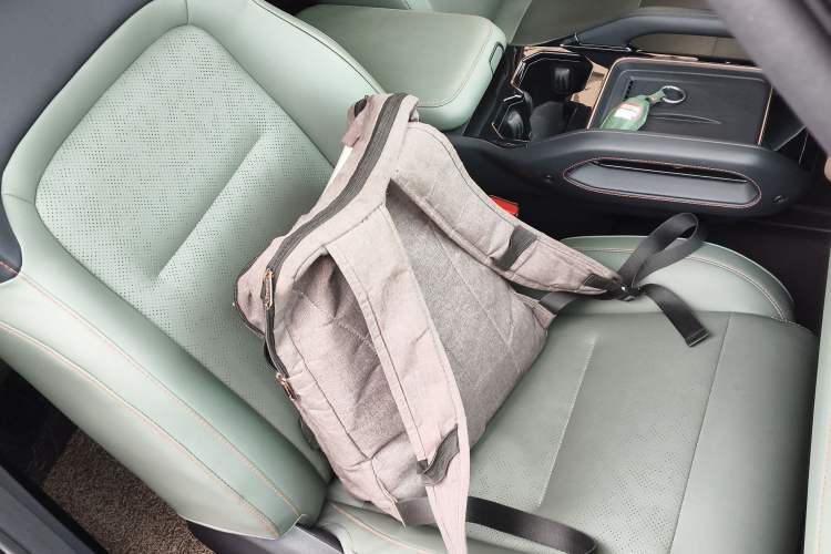 Used iCAR 03 2024 501km Two-Wheel Drive Long-Range Yuechao Edition
