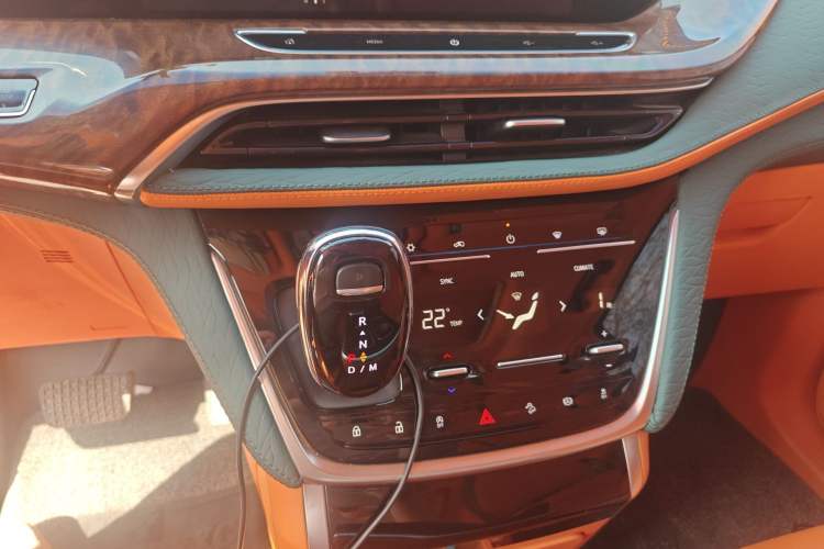 Used Buick GL8 2022 ES Landtrek 653T Comfort Edition
