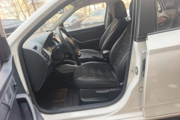 Used Skoda Fabia 2017 1.4L Automatic Car Enjoy Edition
