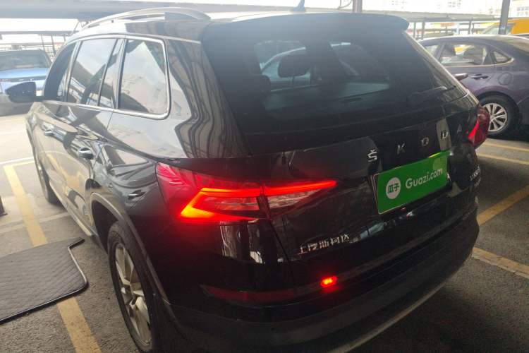 Used Skoda Kodiaq 2019 Facelifted TSI330 5-Seater Two-Wheel-Drive Luxury Enjoyment Edition China VI Standard Rear Left 45 Deg