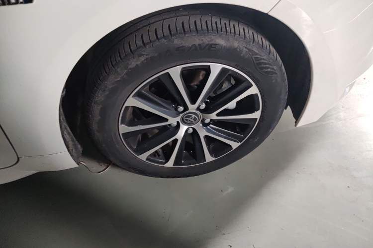 Used Toyota Levin 2023 Smart Electric Hybrid Dual-Engine 1.8L Luxury Edition Right Front Wheel Hub