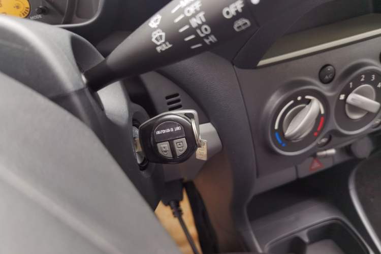 Used Suzuki Alto 2013 1.0L Automatic Luxury Model