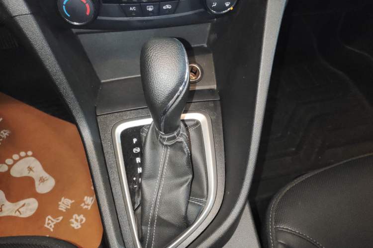 Used Buick GT 2021 Revised Version Flagship 1.5L Automatic Elite Edition Gear Lever