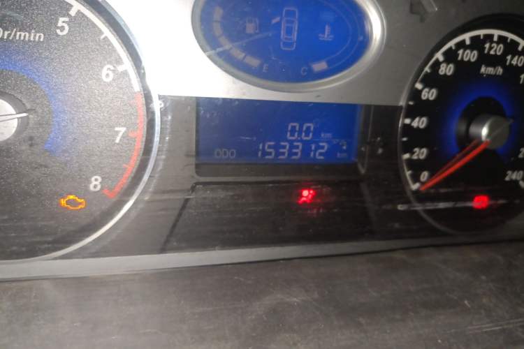 Used Geely Auto Classic Emgrand 2010 Hatchback 1.5L Manual Luxury Model