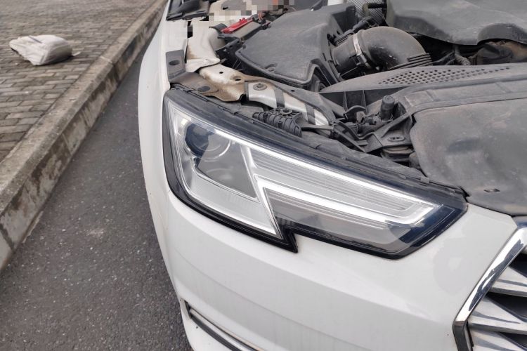 Used Audi A4L 2017 40 TFSI Ambition Edition