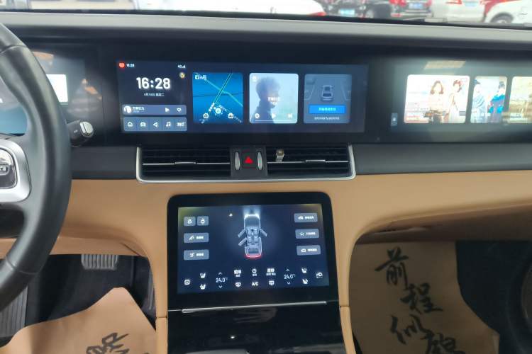 Used Li Auto ONE 2021 Extended-Range 6-Seater Version Audio And AC Panel