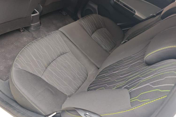 Used CHANGAN Benni E-Star 2021 National Edition Xin Yue Version Lithium Iron Phosphate (31.95 kWh) Left Rear Seat