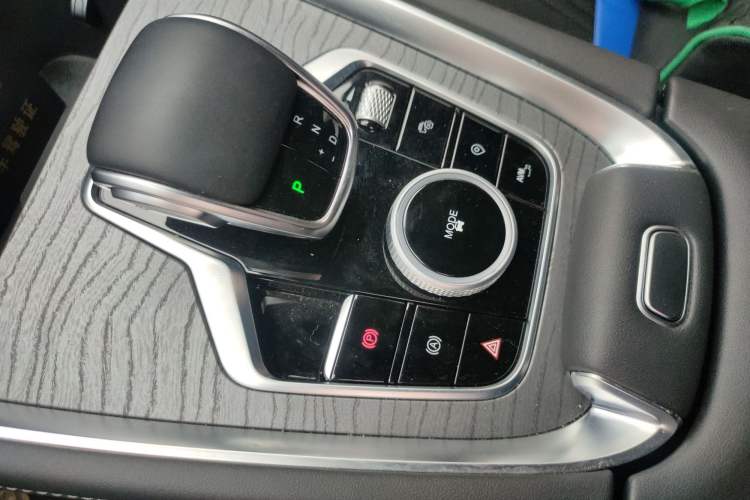 Used Chery Tiggo 8 PRO 2025 290T Two-Wheel-Drive Luxury Edition