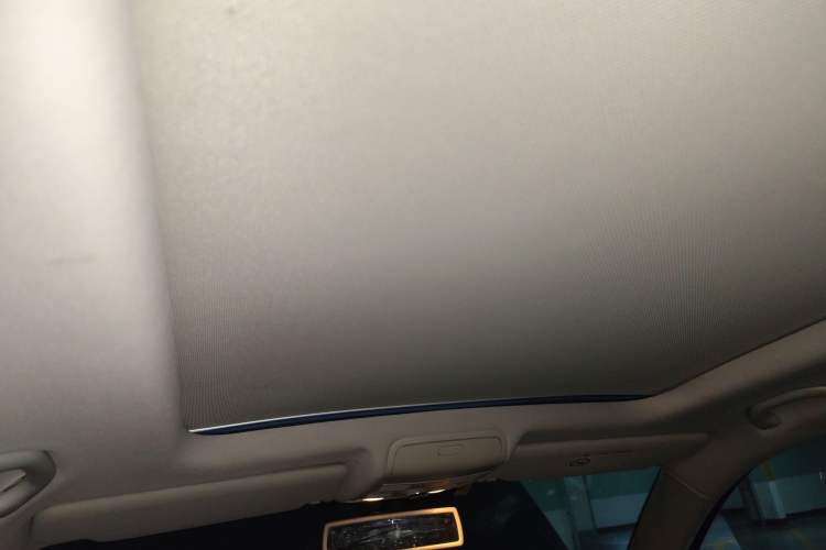 Used Volkswagen Tiguan L 2016 300TSI Automatic Two-Wheel Drive Luxury Edition