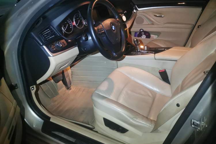 Used BMW 5 Series 2013 520Li Elegant Edition Driver Seat