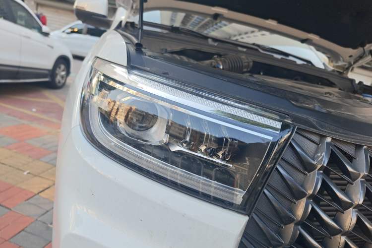 Used Great Wall Poer 2025 2.0T Commercial Pickup Truck Automatic Diesel 4x4 Comfort Edition