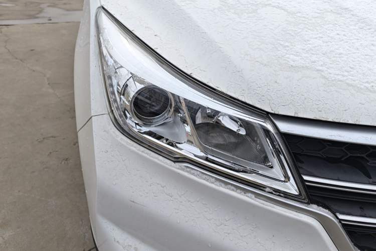 Used Baojun 730 2021 1.5L Manual Fashion Version 7 Seats