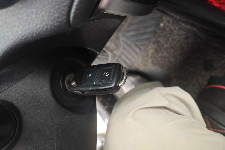 Used Toyota YARiS L Zhi Xiang 2017 1.5E CVT Dynamic Edition