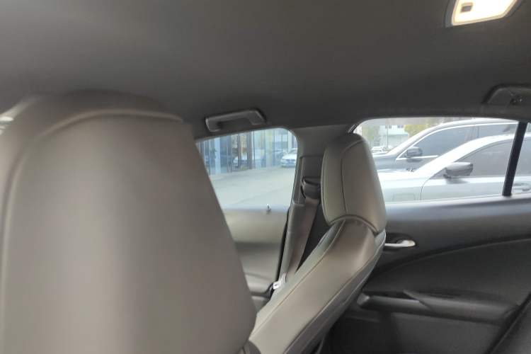 Used Lexus UX 2019 260h Explore-Cool Edition China V Standard Headliner