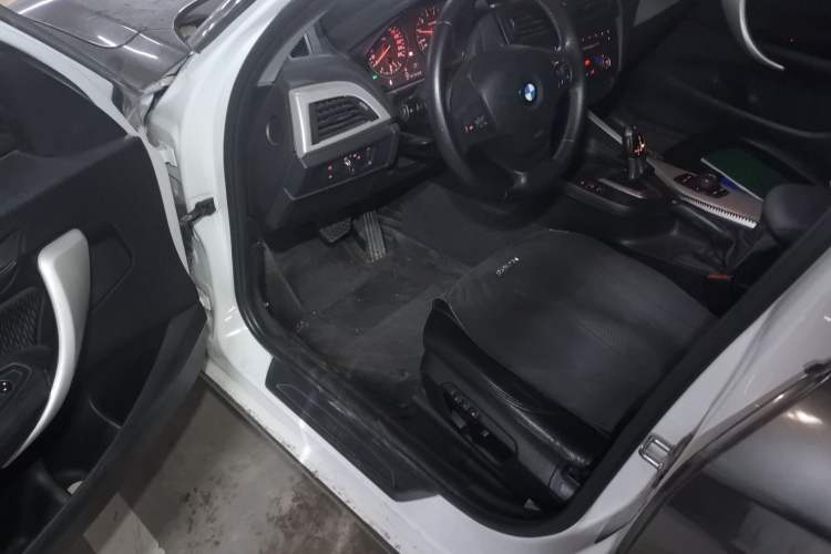 Used BMW 1 Series 2013 Facelifted 118i Leading Edition Driver Seat
