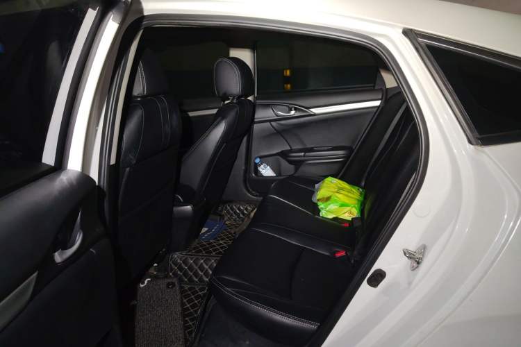 Used Honda Civic 2016 220TURBO CVT Luxury Edition
