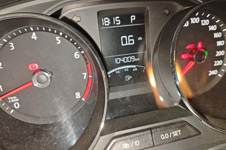 Used Volkswagen Lavida 2017 1.6L Automatic Comfort Edition
