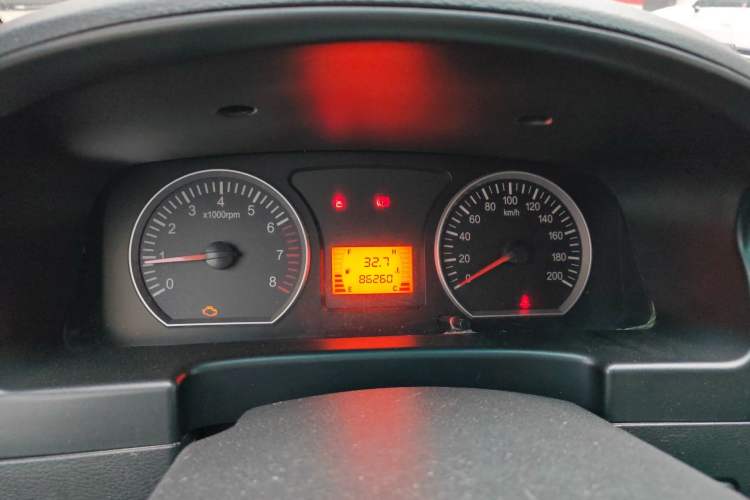 Used FORTHING Lingzhi 2016 M3L 1.6L 7-Seater Standard Model
