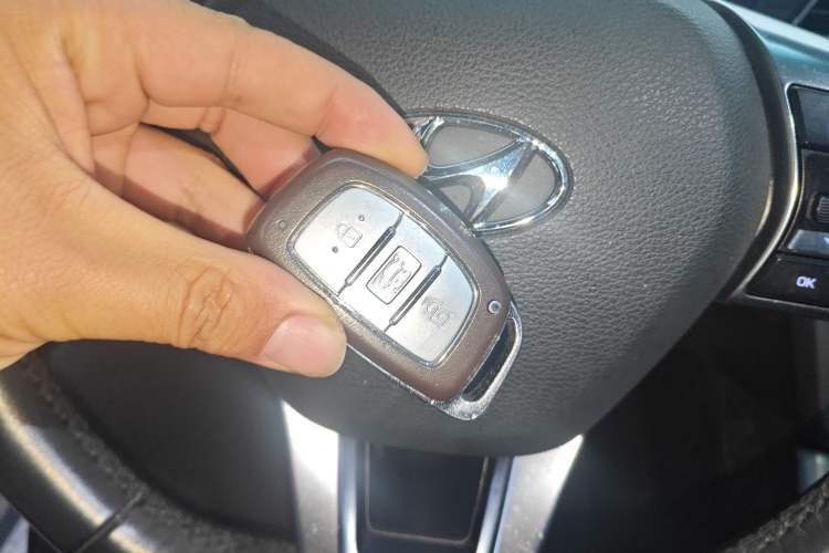 Used Hyundai Sonata 2015 1.6T DLX Prestige Model
