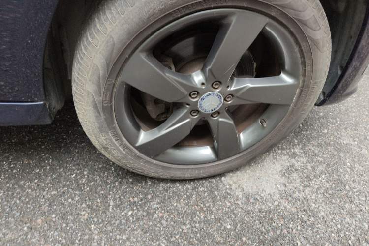 Used Mercedes-Benz GLK-Class 2013 GLK 300 4MATIC Dynamic Sunroof Model