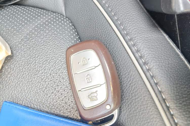 Used Hyundai ix25 2015 1.6L Automatic Two-Wheel Drive Smart GLS Trim