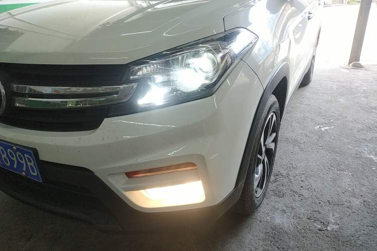Used Dongfeng Fengon S560 2018 1.8L Manual Comfort 7-Seater
