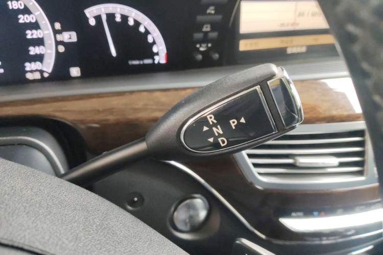 Used Mercedes-Benz S-Class 2012 S 300 L Business-Class Grand Edition
