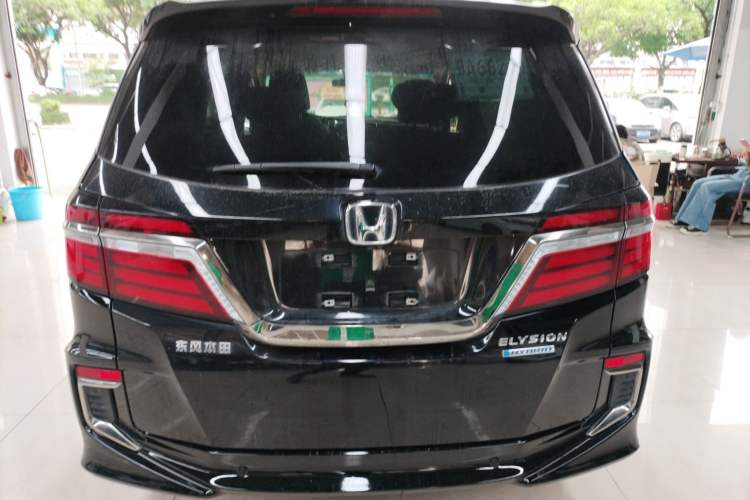 Used Honda Elysion 2019 2.0L Hybrid Luxury Edition