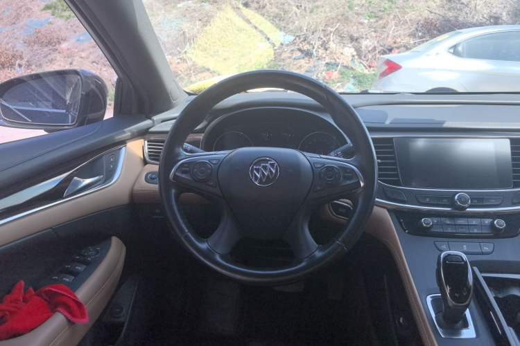 Used Buick LaCrosse 2018 28T Elite Edition
