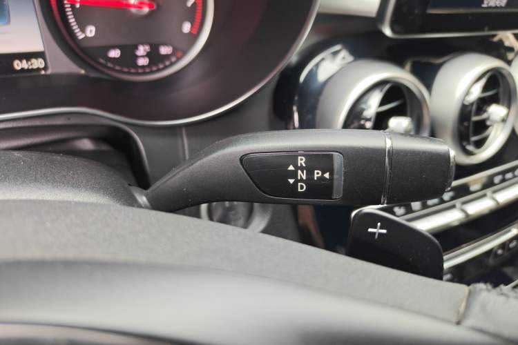 Used Mercedes-Benz GLC 2017 GLC 200 4MATIC Gear Lever