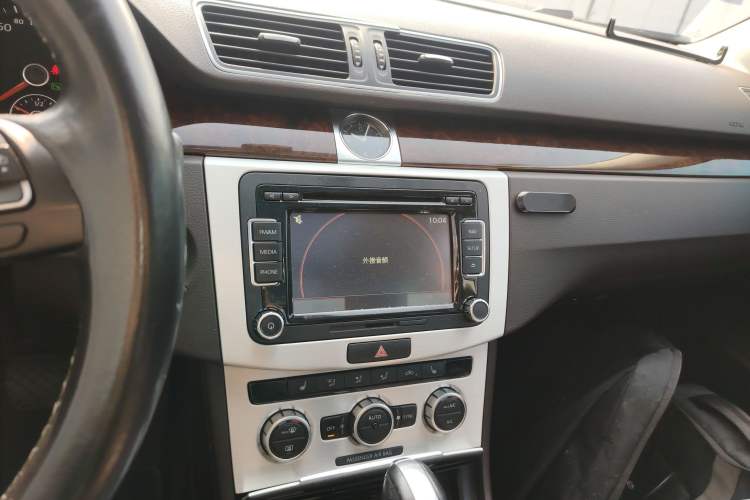 Used Volkswagen Magotan 2012 Travel Edition 2.0 TSI Comfort Version