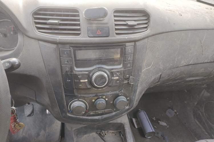 Used Wuling Hongguang 2014 1.2L Base Model China IV
