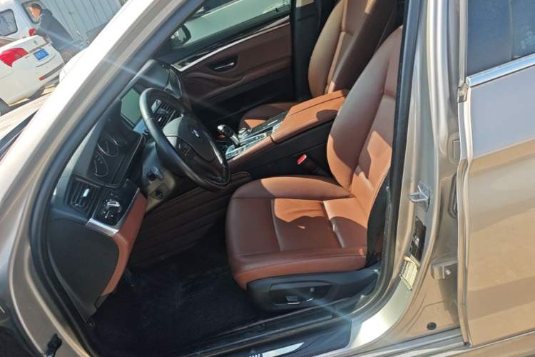 Used BMW 5 Series 2014 520Li Elegant Model Left Front Seat